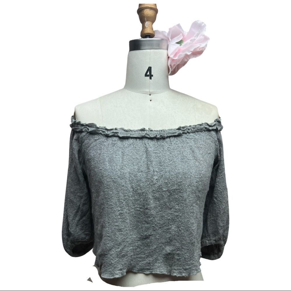 B1 MNG SUIT Off The Shoulder Cropped Top in size 4